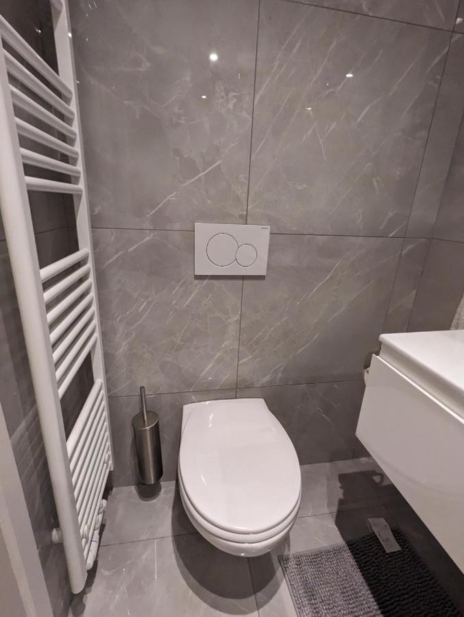 Archimede Suites Bruselas Exterior foto